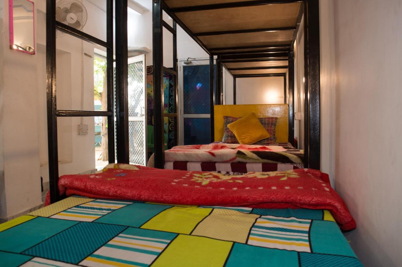 12 Monks Backpackers Community Ostello Pushkar Esterno foto