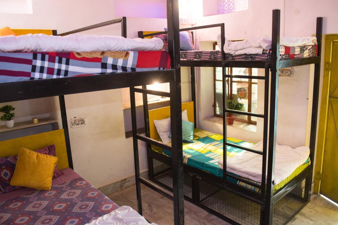 12 Monks Backpackers Community Ostello Pushkar Esterno foto